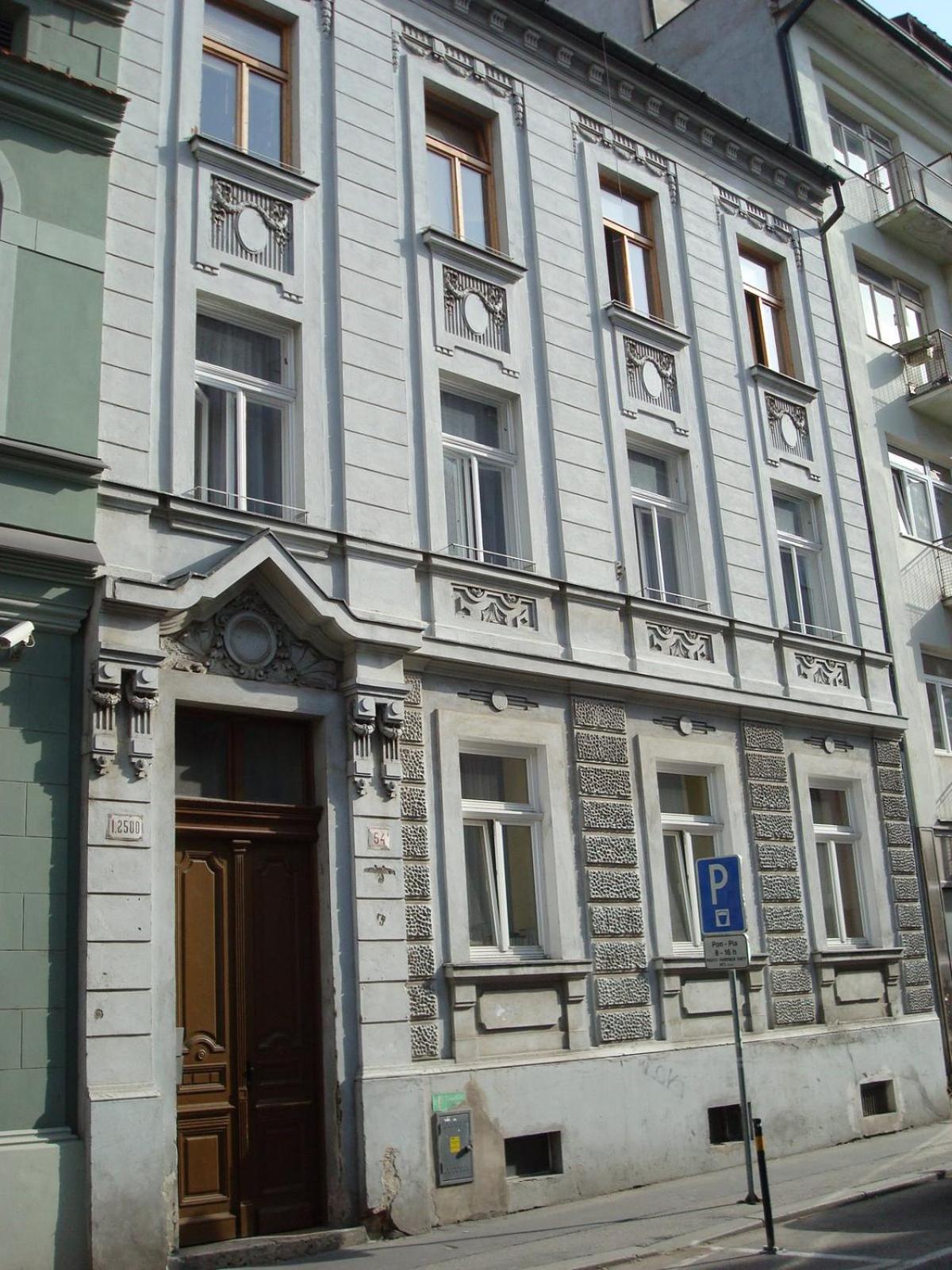 Downtown 3 Bdr Charm - Walk To All Attractions Bratislava Exterior photo